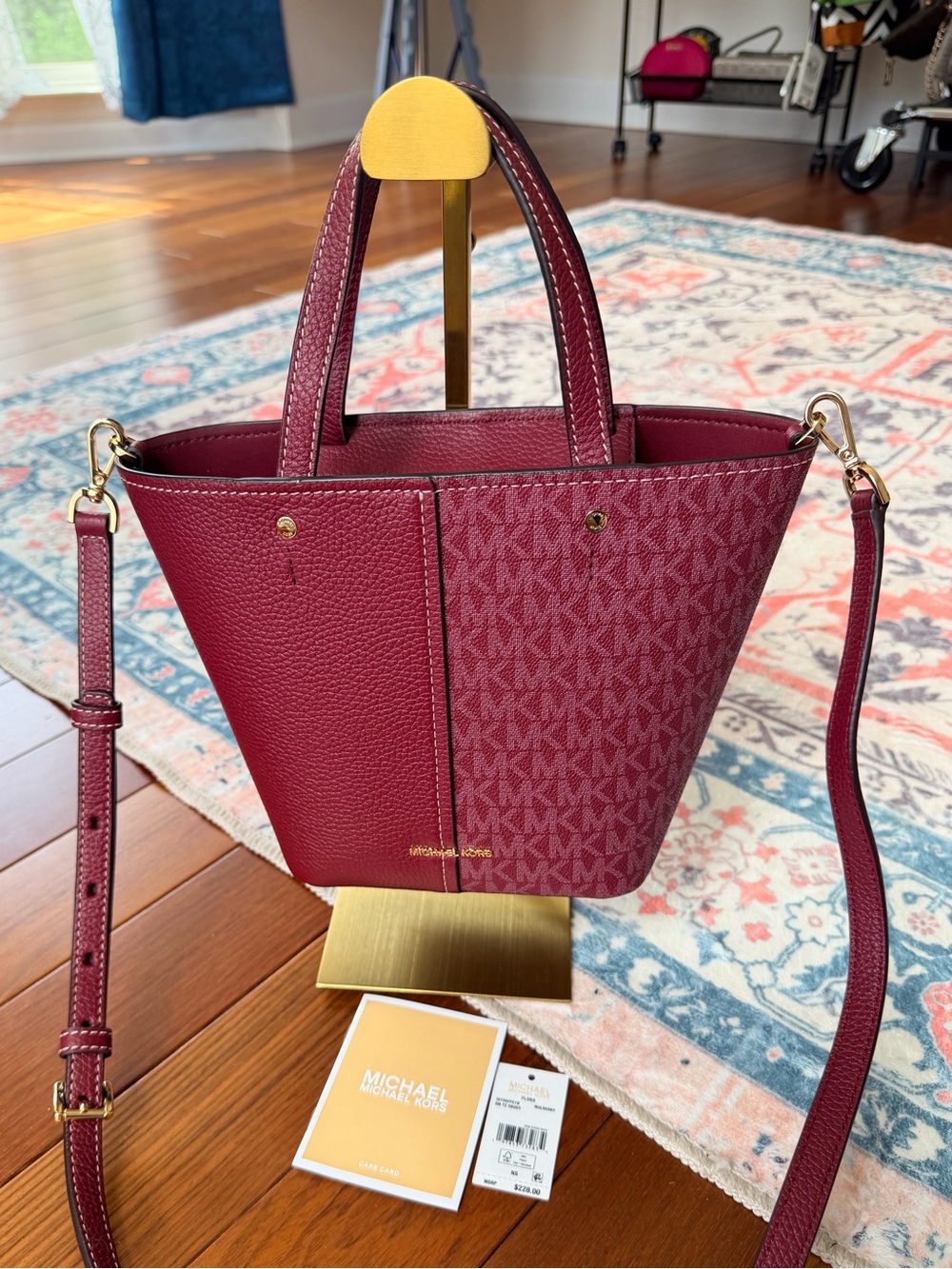 Michael Kors Flora Bag in Burgandy. Mixed-Media Monogram and Pebbled Leather NWT - Picture 2 of 10